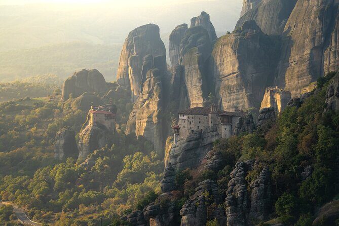 Sunset Meteora Photo Tour - Snacks, bottled water, and a photo-tour pace that doesn’t feel rushed