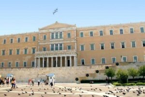 Super Saver Combo: Morning Acropolis, Museum and Afternoon Sounio - Entering the Acropolis complex: Parthenon focus with guide context