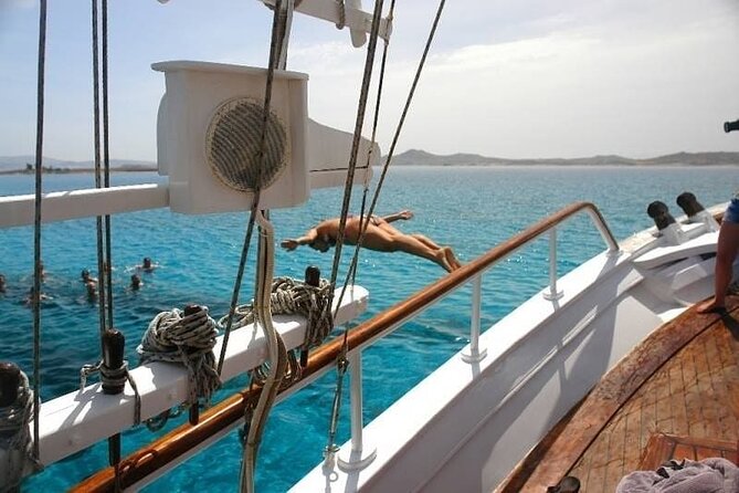 Swim and Fun at Rhenia and Iconic Views! - What the Rhenia stop feels like in practice