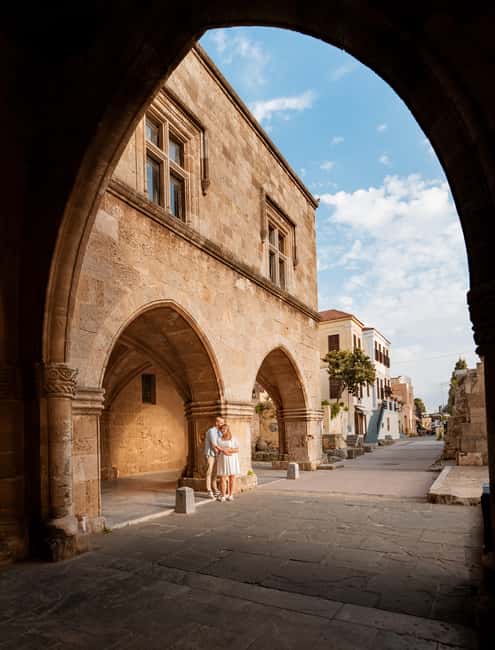 Tailored Photo Sessions for Lasting Memories - Choosing a setting in Rhodes