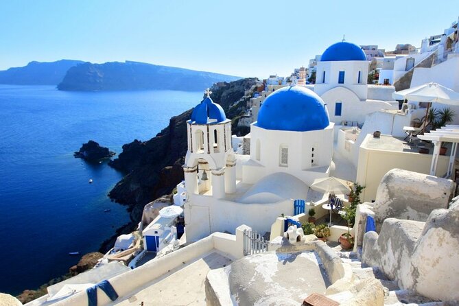 Tailormade Santorini island tour - Red Beach in 20 minutes