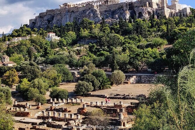 The Acropolis of Athens & Parthenon: Private 2-hour Walking Tour - Entering through the Propylaea