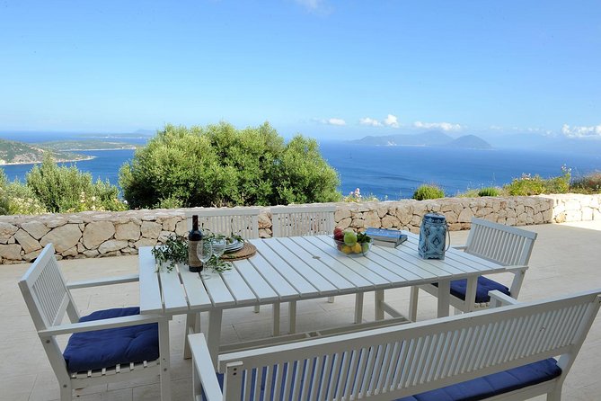 The Alchemist Indian Yoga Meditation Retreat in Greece - The two-hour evening yoga class