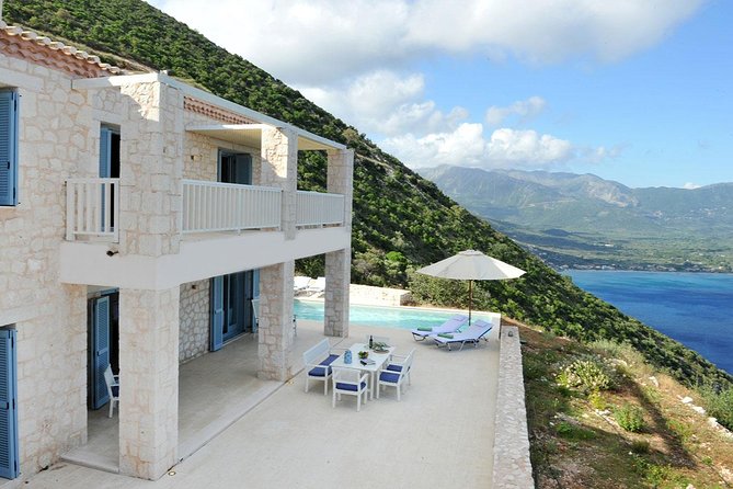The Alchemist Indian Yoga Meditation Retreat in Greece - Beach time, therapies, and bedtime questions