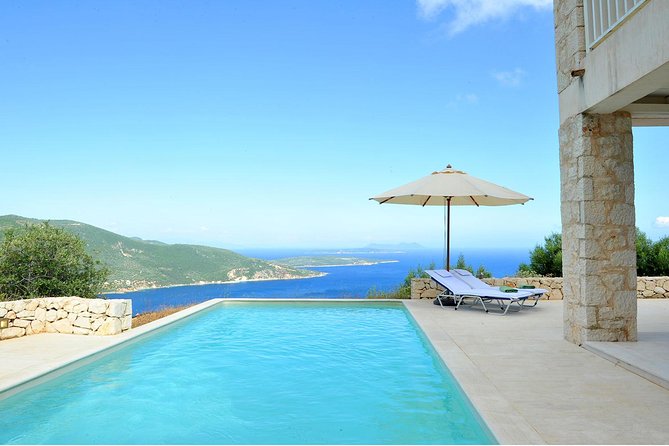 The Alchemist Indian Yoga Meditation Retreat in Greece - Arrival day: lunch, orientation, and a change in pace