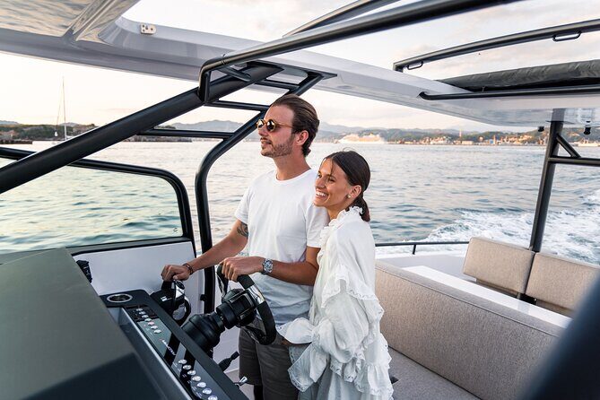 The Fastest Private Motor Yacht in Santorini - All Inclusive Tour - Akrotiri’s Venetian Lighthouse: Photos and Fast Perspective Changes