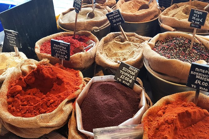 The Vegetarian food tasting tour - Plaka adds an older Athens setting