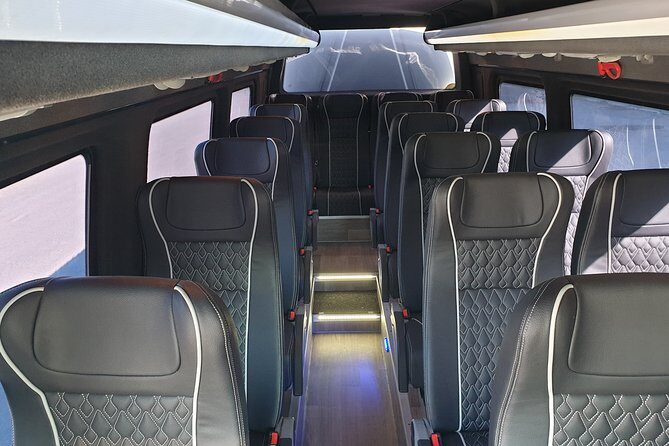 Thessaloniki city from or to SKG airport transfer - The ride quality: AC, WiFi, water, and a driver who manages traffic