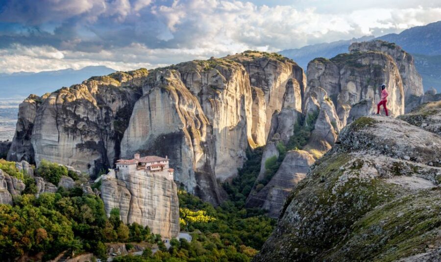 Thessaloniki: Full-Day Meteora Monasteries Tour - Meteora From Thessaloniki: The 13-Hour Rhythm