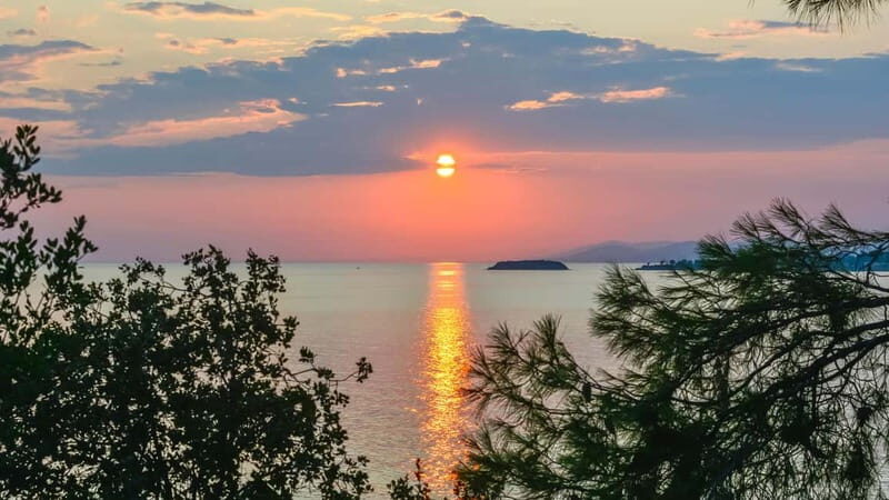 Thessaloniki: Halkidiki/Sithonia Swim, Sunset & Olive Tour - Tasting olives, spreads, spoon sweets, and olive-infused chocolate