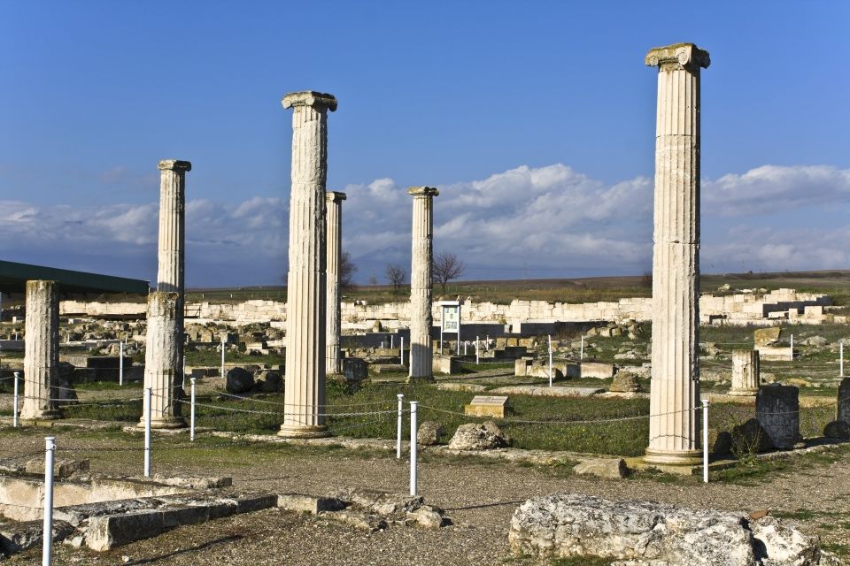 Thessaloniki:Journey Through Ancient Vergina to Sacred Veria - Starting from Thessaloniki and heading west