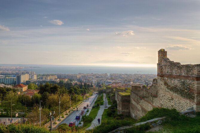Thessaloniki : Private Walking Tour With A Guide ( Private Tour ) - Guide strengths and the need to confirm details