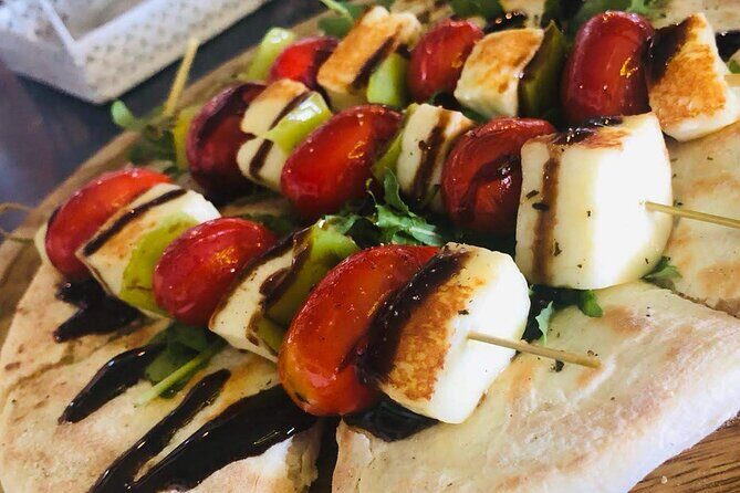 Thessaloniki Street Food Tour with a Local Guide - Why Thessaloniki street food is easier with a guide