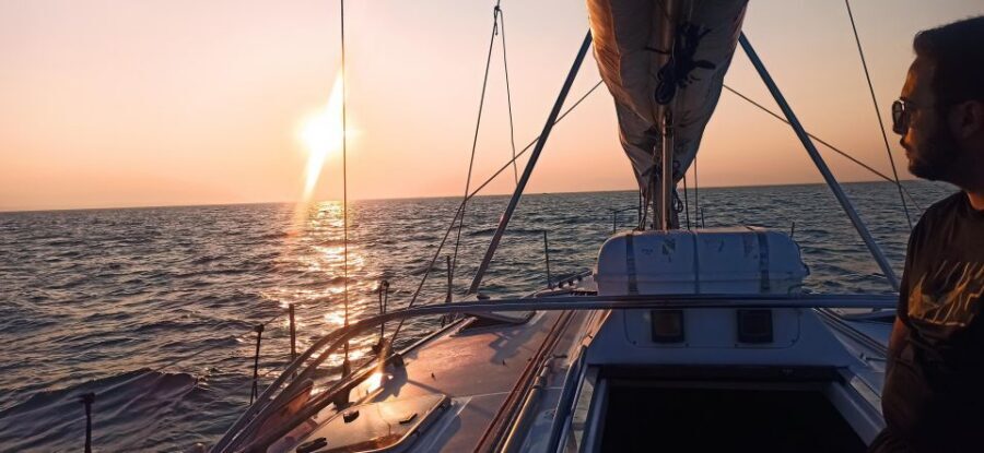 Thessaloniki Sunset Cruise departing from Nea Michaniona - Champagne or wine and fruit: what’s actually included for the $159 price
