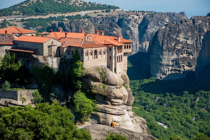 Thessaloniki to Meteora – Private Day Trip - Lunch, photographs, and the value of a private driver