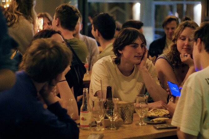 Thursday & Friday Night Pub Crawl for Professionals in Athens - Timing, meeting point, and group size