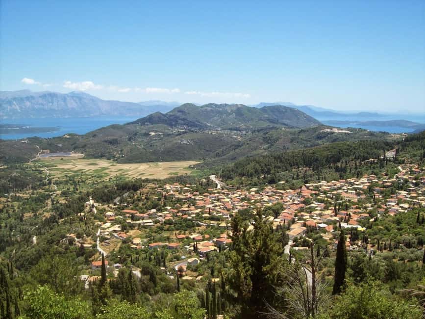 Traditional Lefkada - Starting at the Castle of Agia Mavra