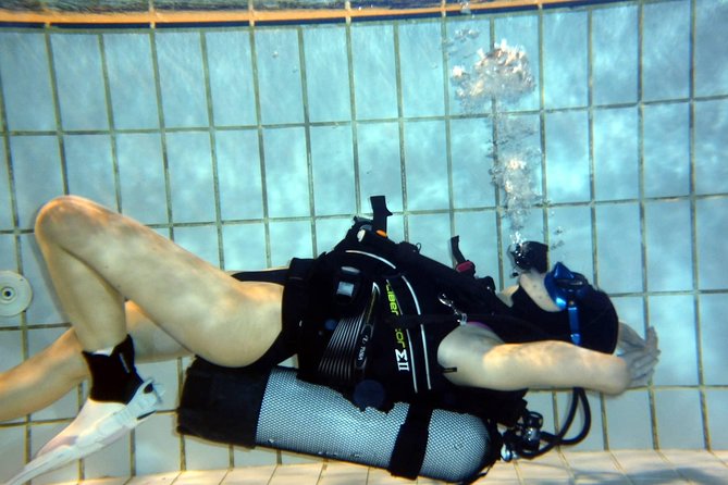 Try scuba dive - The 30-minute lesson that comes before the water