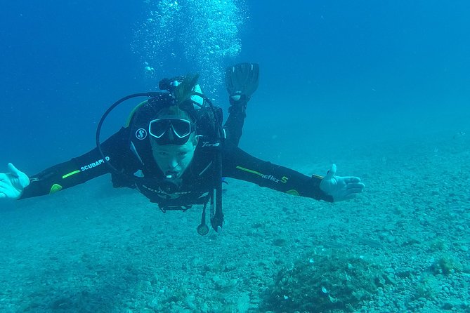Try scuba dive - The experience is not equally comfortable for everyone