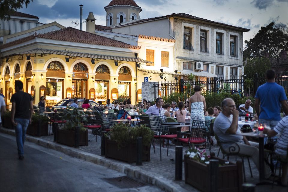 Twilight Athens Tour inc. rooftops, tastings & 3 drinks - Why Athens works so well after sunset