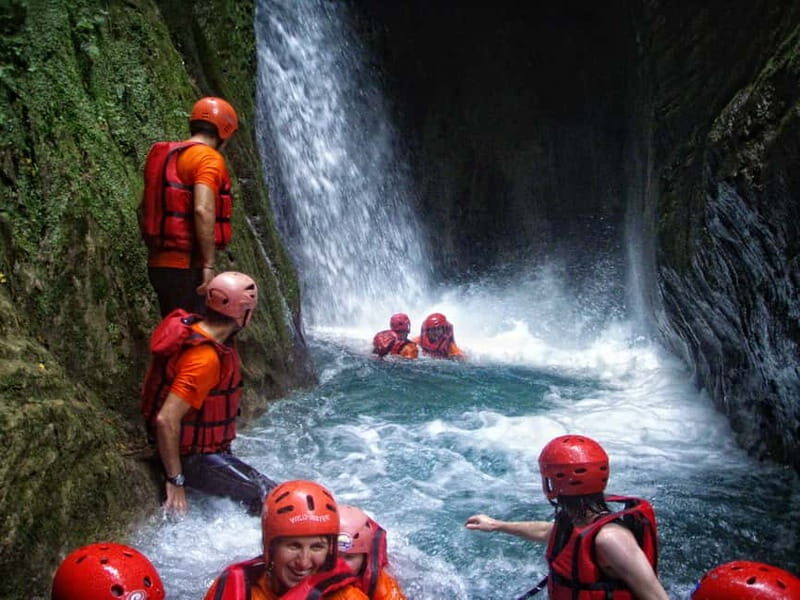 Tzoumerka: Rafting Arachthos Trail: Plaka Bridge- Tzari - Key points worth getting excited about