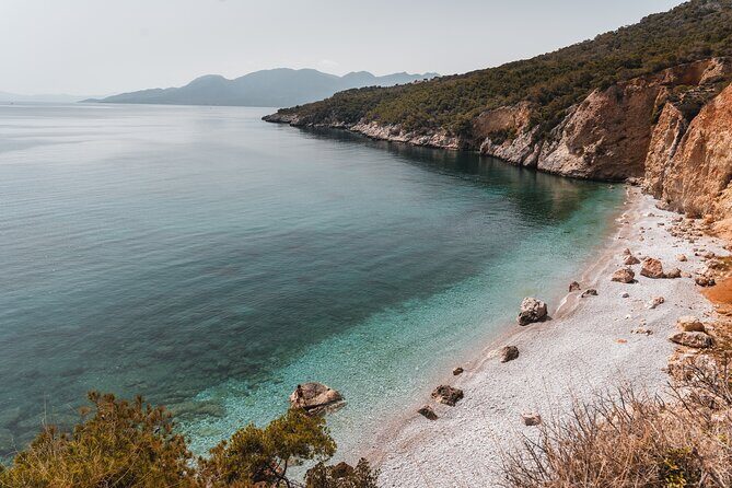 Unique sailing experience to Aegina-Metopi and Skala - Lunch and Drinks: Greek Buffet Comfort Food at Sea