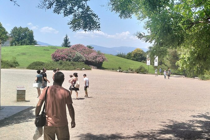 Vergina and Thessaloniki Old Town Private Day Tour with Pickup - Vlatadon Monastery and Thessaloniki’s Byzantine character