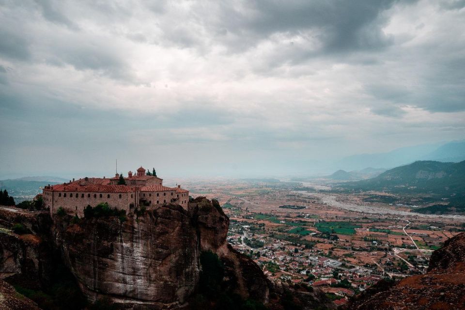 Visit Delphi & Meteora Monasteries Full Day Private Trip - Chris and Christos bring flexibility to the day