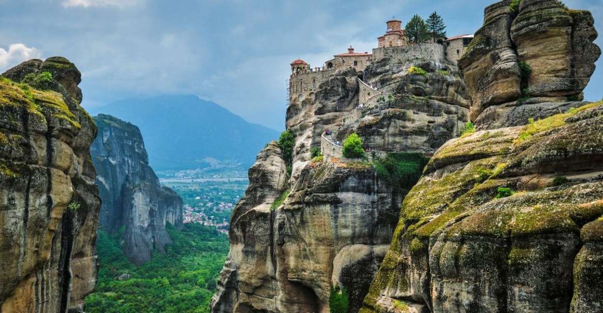 Visit Delphi & Meteora Monasteries Full Day Private Trip - The road to Delphi and the oracle of antiquity