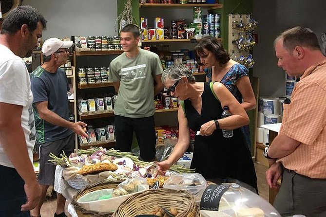 Visit Knossos & Heraklion city (Walking and Tasting Tour) - Tasting the Cretan table