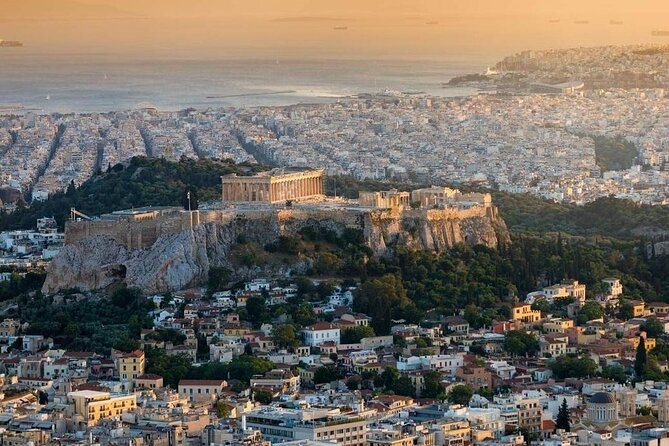 Visit of the Acropolis with an official guide in Spanish - The Acropolis sets the larger story