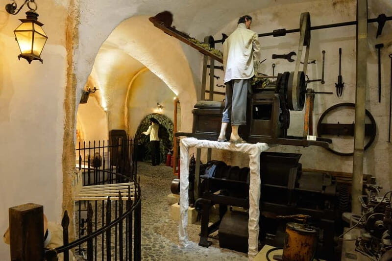 Vothonas: Wine Museum Ticket with Tastings and Audio Guide - Why this Santorini wine museum lives in the coolest spot on the island