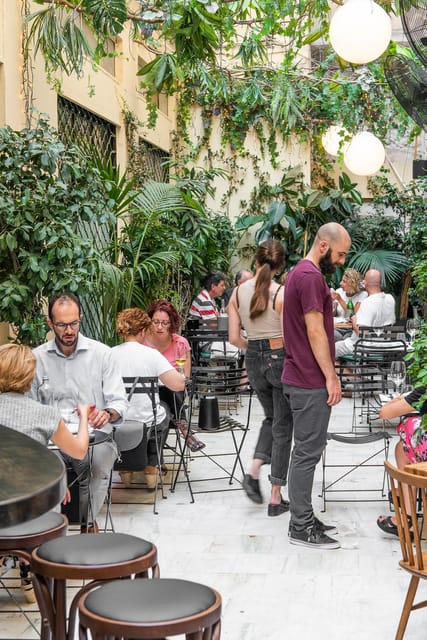 Wine and food pairing in Psyche Wine bar, near Syntagma - Five glasses, five ways to meet Greek wine