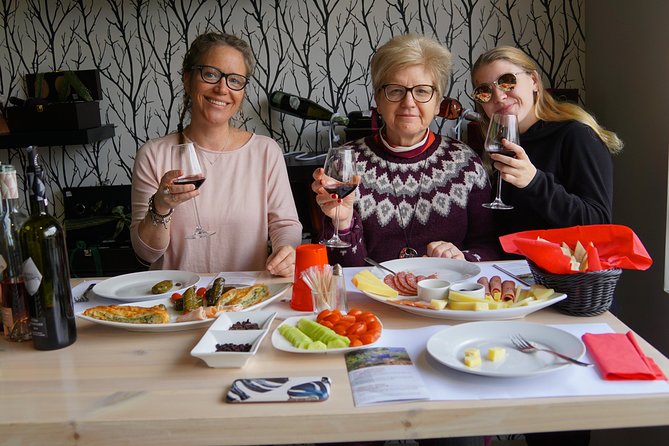 Wine Roads Private Day Tour: Corinth - Ancient Nemea & Wine Tasting - Ancient Corinth and the Temple of Apollo