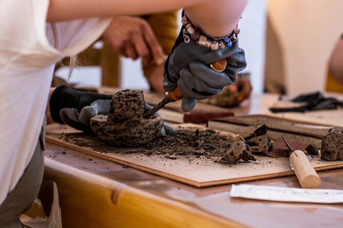 Wine tasting and Carving lesson in Santorini - Why This Akrotiri Experience Is Different