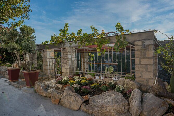 Wine Tasting & Food Experience Inside a Cretan Gorge - What to Watch for: Food Preferences and Real-World Logistics