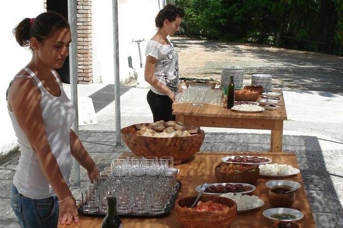 Winery tour with Wine and Olive tasting in Corfu - Optional olive oil tasting: when it turns into a real food moment