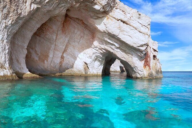Zakynthos Blue Caves and Navagio bay - Navagio Bay (Shipwreck Beach): A Quick Photo Stop, No Swim