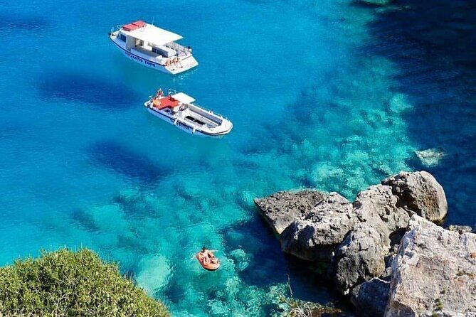 Zakynthos Blue Caves and Navagio bay - Blue Caves: Where the Small Boat Makes the Difference