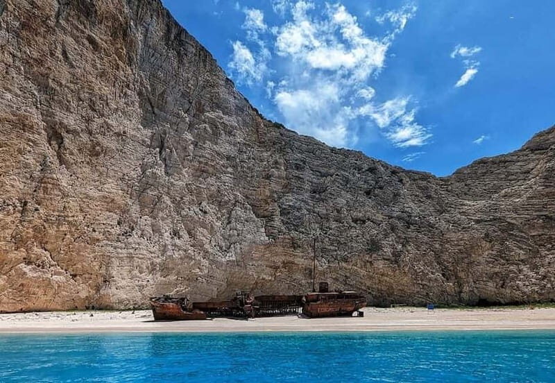 Zakynthos: Blue Caves and Navagio Bay Swim Cruise - The first big photo moment: Agios Andreas Bay