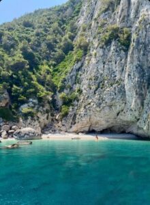 Zakynthos: Boat Rental - Your boat setup: safety gear, navigation tools, and who’s actually in charge