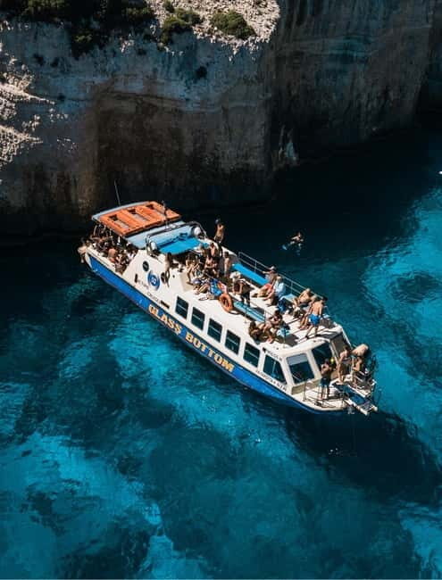 Zakynthos Boat Tour: Shipwreck & Blue Caves Original - Blue Caves: 25 minutes of turquoise views and a swim from the boat