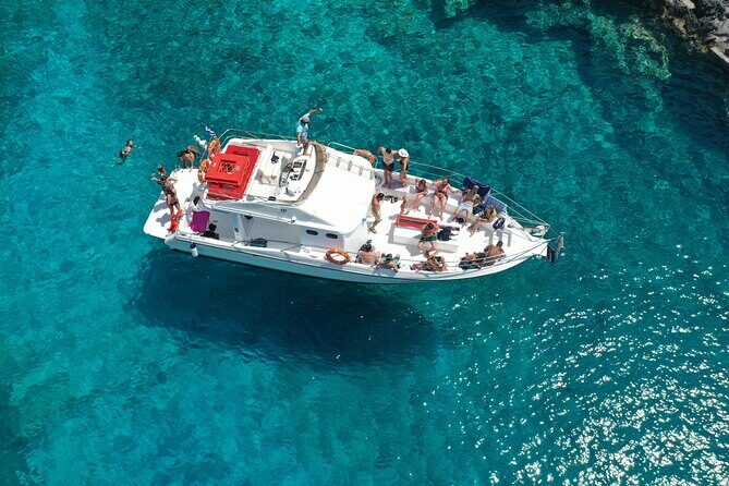 Zakynthos boat tour:Shipwreck& Local blue caves with 3 Swim Stops - Who This Boat Tour Is Best For