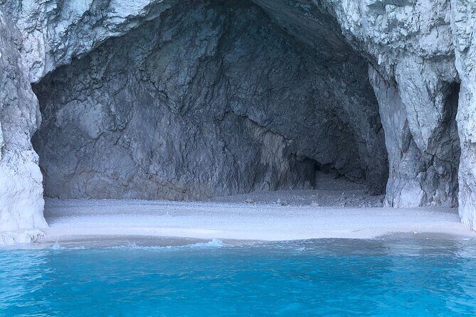 Zakynthos Private Cruise to Turtle Island, Keri Caves & Mizithres - Stop 2: Keri Caves and the Eros Cave + Piscines vibe