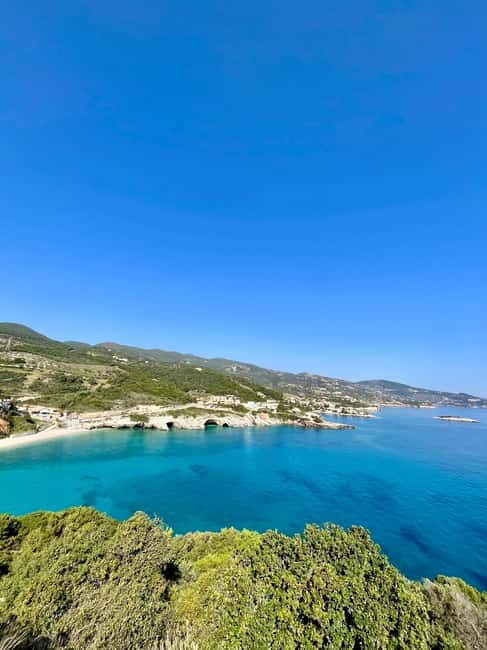Zakynthos: Private Shipwreck & Blue Caves Tour by Land & Sea - Guides like Fotis, Leo, and Isabella can make or break the day