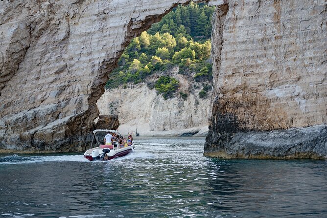 Zakynthos Rent Hire and Drive Your Own Speed Boat - Choosing the right boat for your group