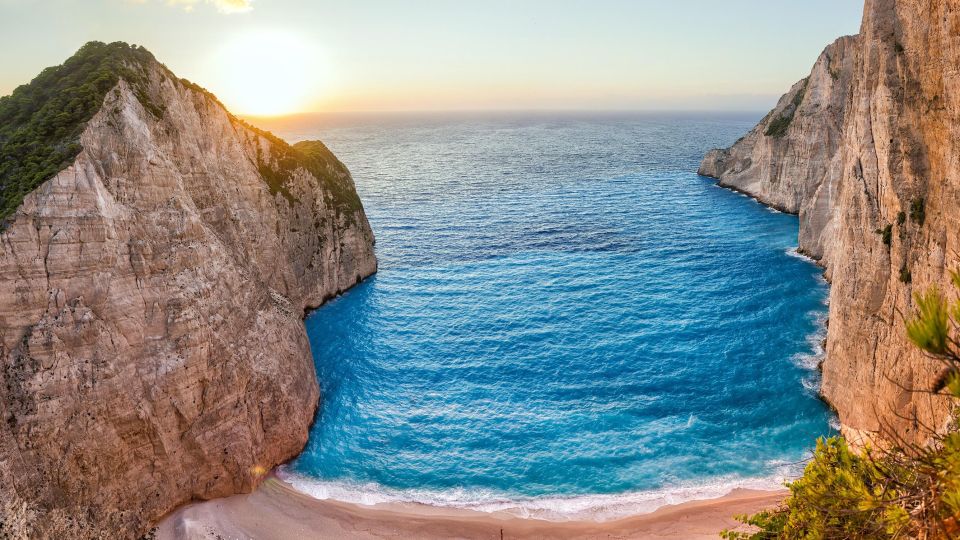 Zakynthos: Shipwreck Bay by fast boat - Small Group - Why the fast boat changes the Zakynthos experience