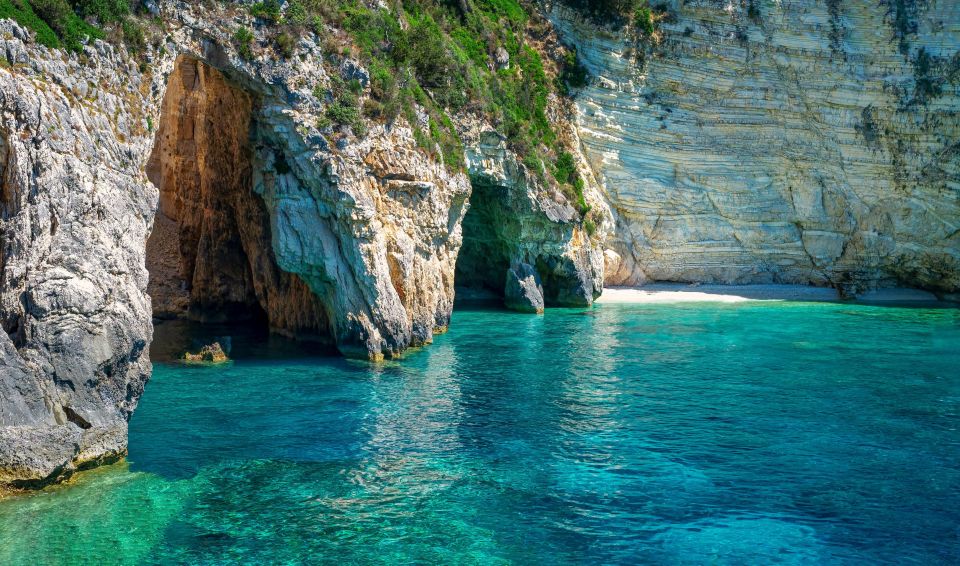 Zakynthos: Shipwreck Bay by fast boat - Small Group - The Blue Caves and Poseidon Caves