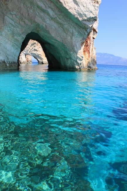 Zakynthos: Shipwreck, Blue Caves and Highlights Tour - Shipwreck viewpoint photo stop: 45 minutes that make the day