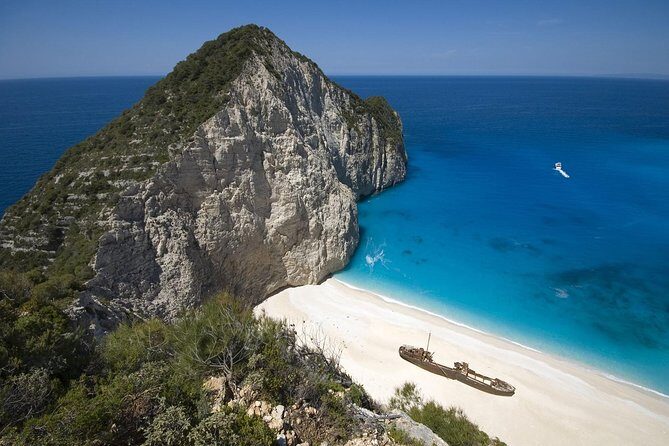 Zakynthos Smugglers Cove Full-Day Cruise - Onboard bar, snacks, and cash for little comforts